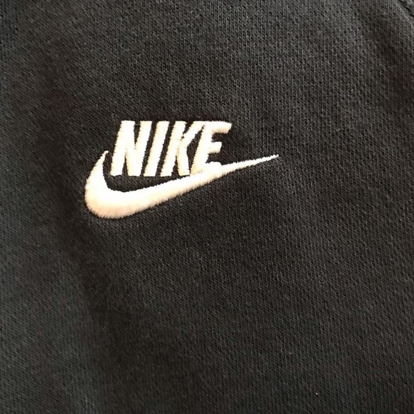 Nike zip up - Picture 2 of 3